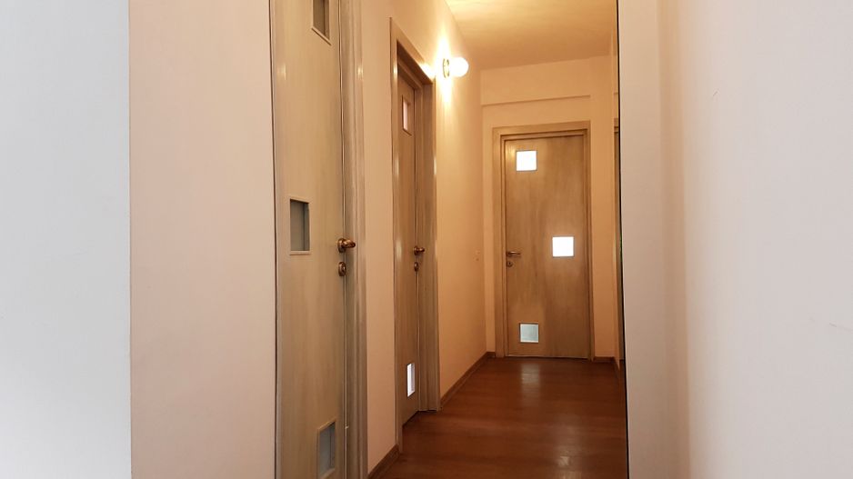 Faleza Nord | Apartament 2 camere, etaj 1, în vilă, centrală pe gaz - Poză 7