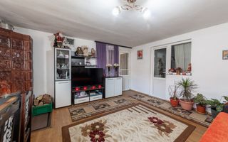 Casă Ștefănești – 1 km de Primărie | Curte mare, zonă liniștită - Poză 19