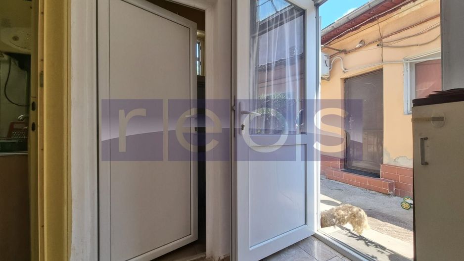 VANZARE CASA 2 CAMERE | ZONA TINERETULUI -CURTE COMUNA - Poză 10