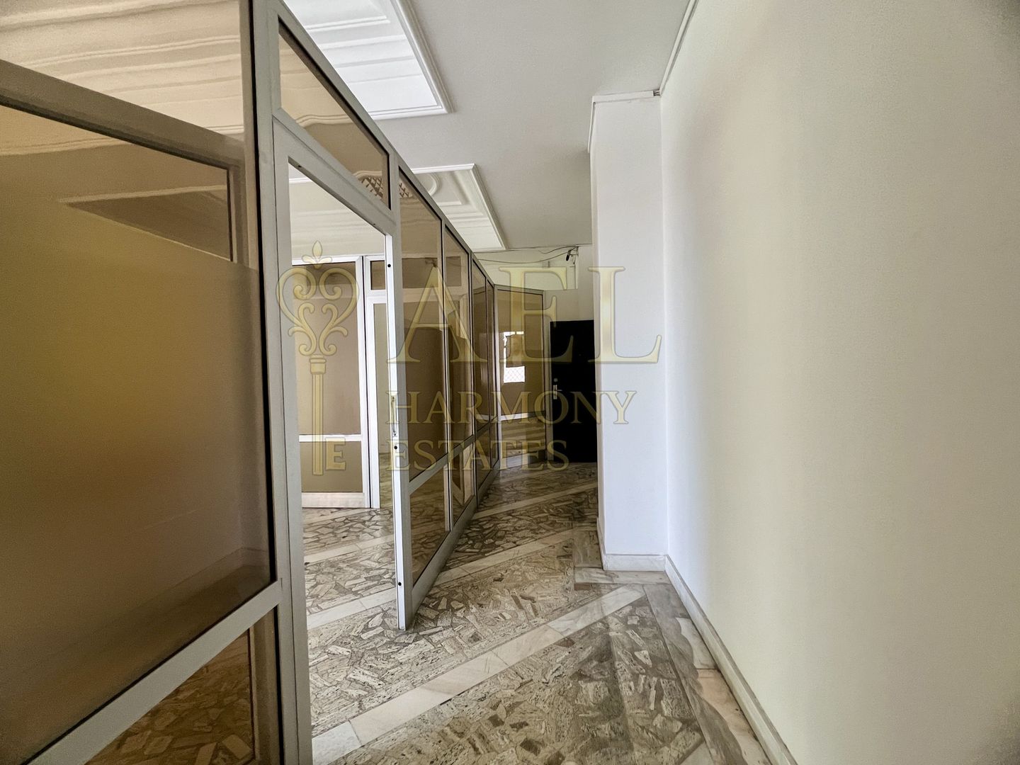 Spatiu de birouri *211mp* // Unirii - Poză 8