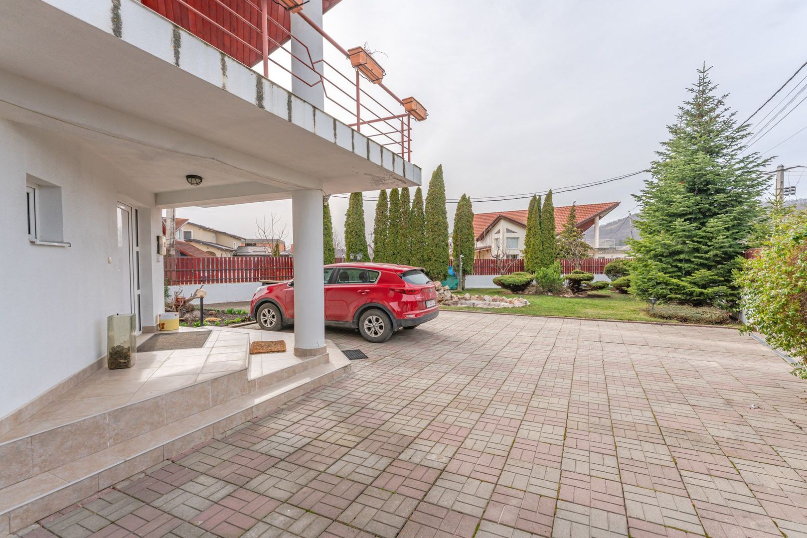 Casă spațioasă pentru familie în Hărman: 5 camere, 670 mp teren - Poză 24