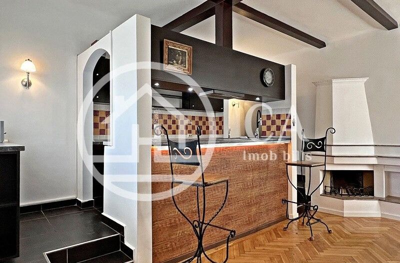 Apartament de închiriat cu 4 camere în zona ultracentrală, Oradea - Poză 5