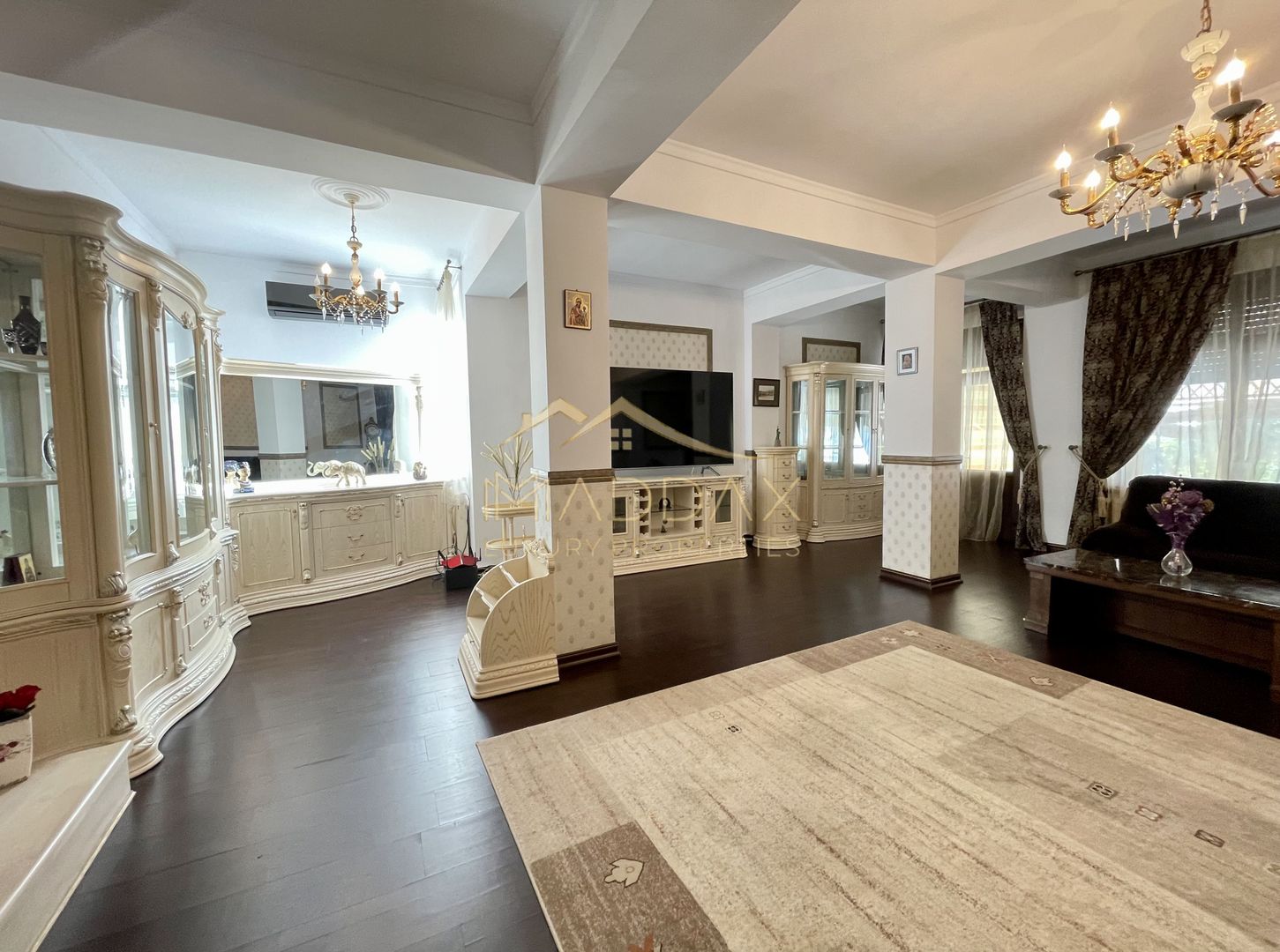 Vila 7 camere**Lake view**Ponton privat**Piscina**Teren 933 MP//Balotesti - Poză 9