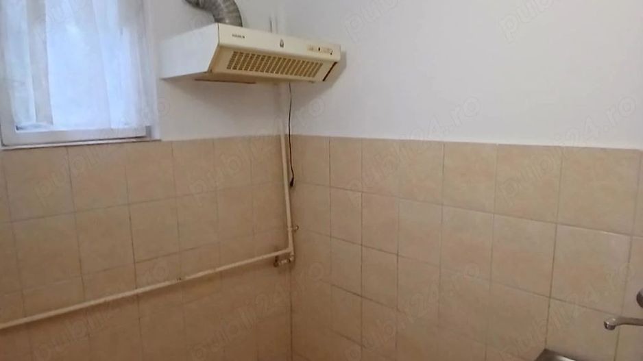 BRASADAS vinde garsoniera pe Ostrovului la PARTER. - Poză 4