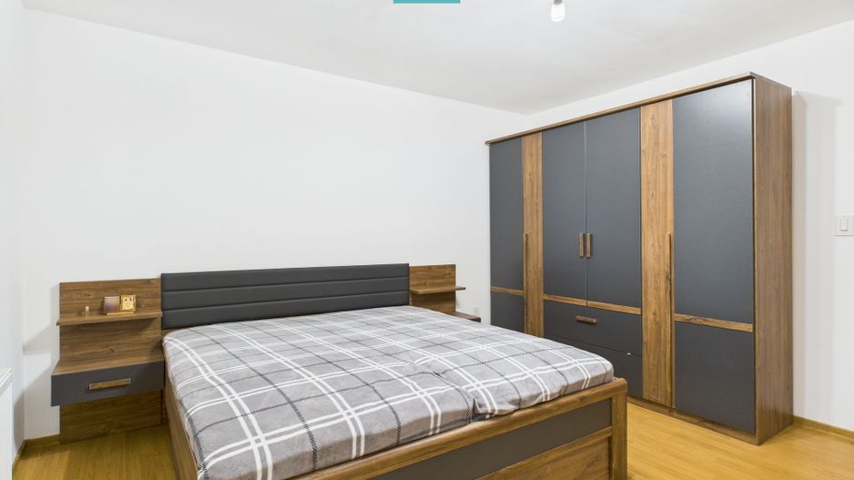 Casă de vacanță mobilată și utilată la Miniș - Poză 3