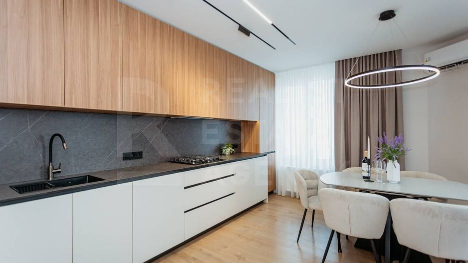 Vânzare , apartament 3 camere + living, str. Iona Radu, Buiucani - Poză 4