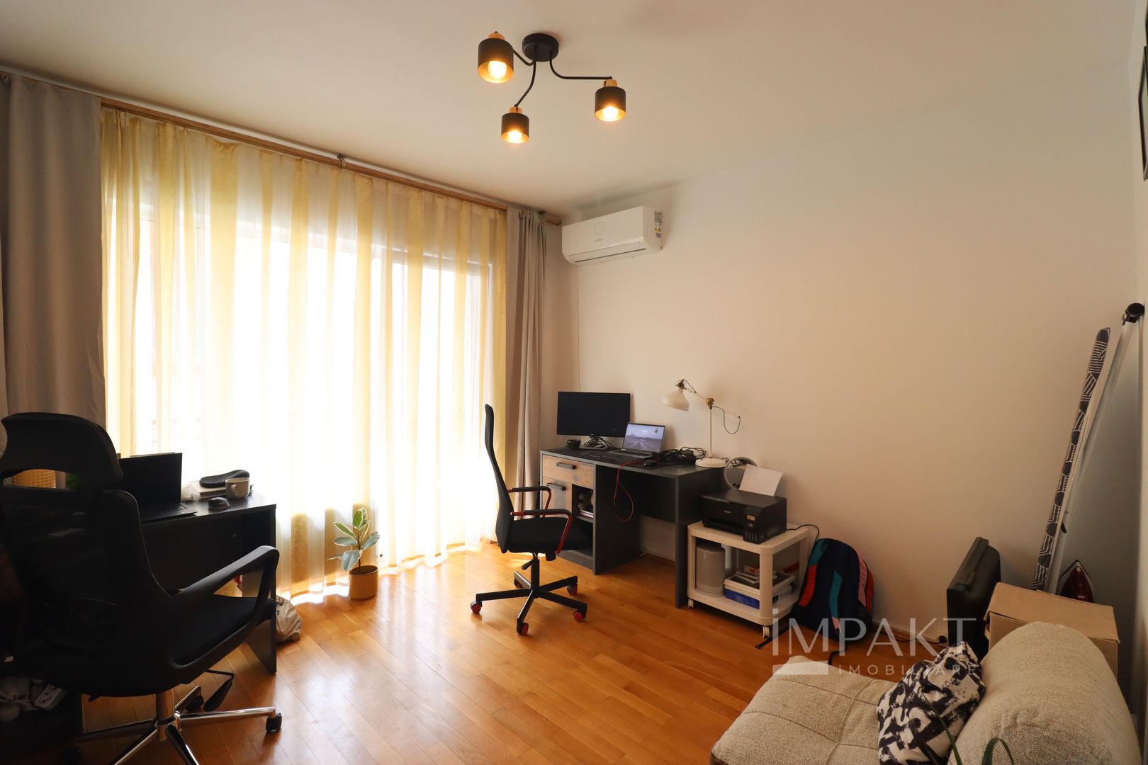 Apartament modern de vanzare cu 4 camere,  Buna Ziua! - Poză 8