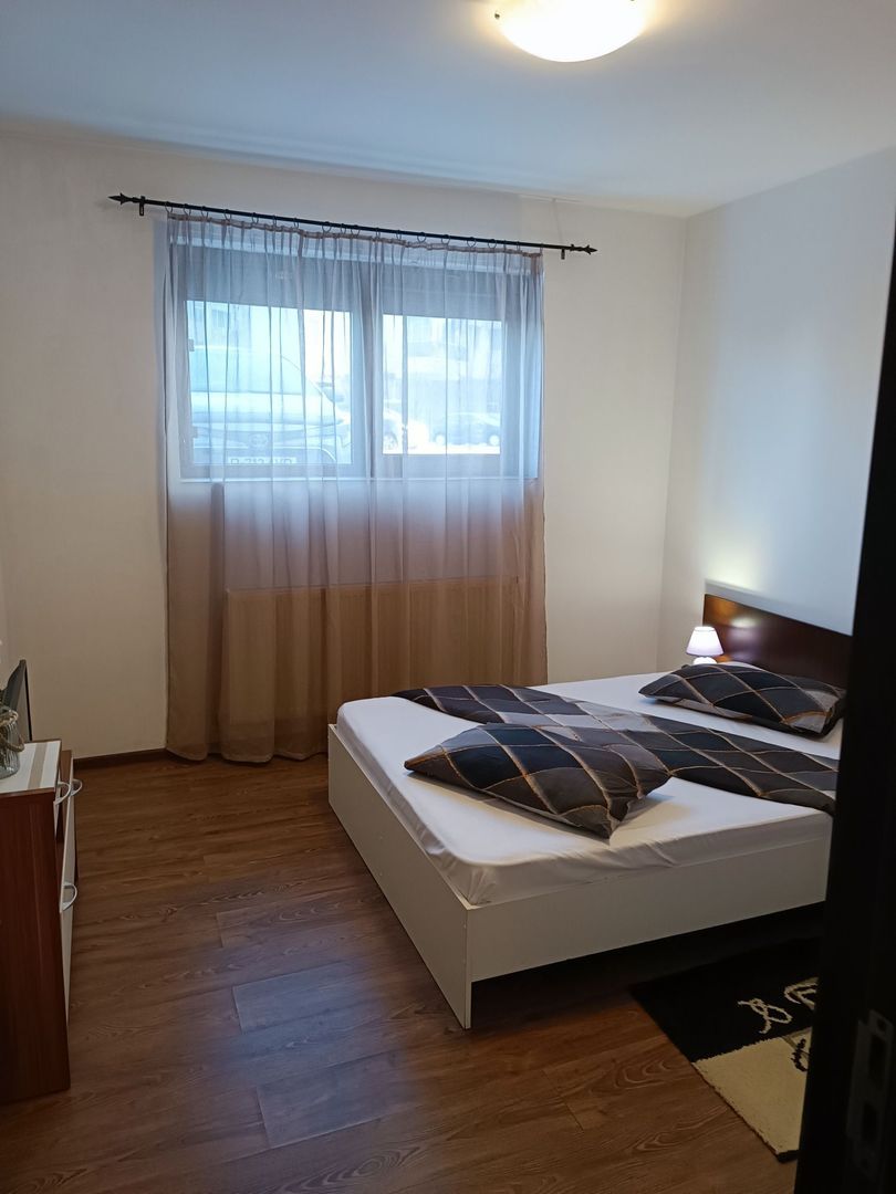 APARTAMENT MOBILAT 2 CAMERE / PACII / MILITARI - Poză 2