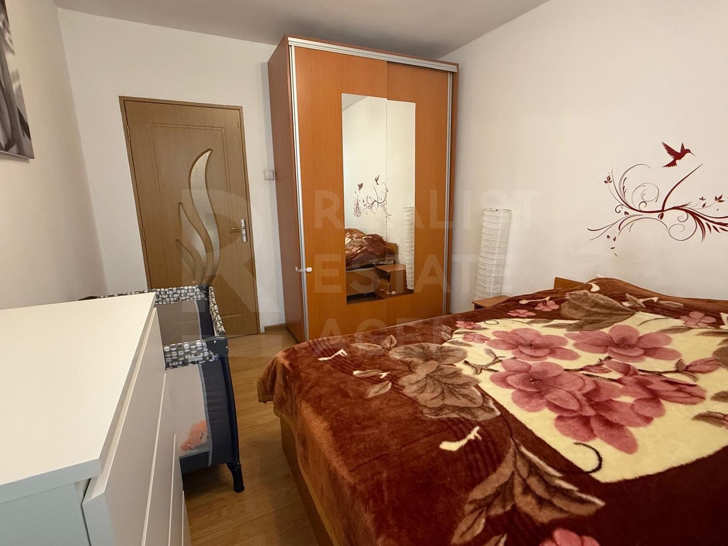 Chirie, apartament cu 2 camere în zona Drumul Taberei, București - Poză 4