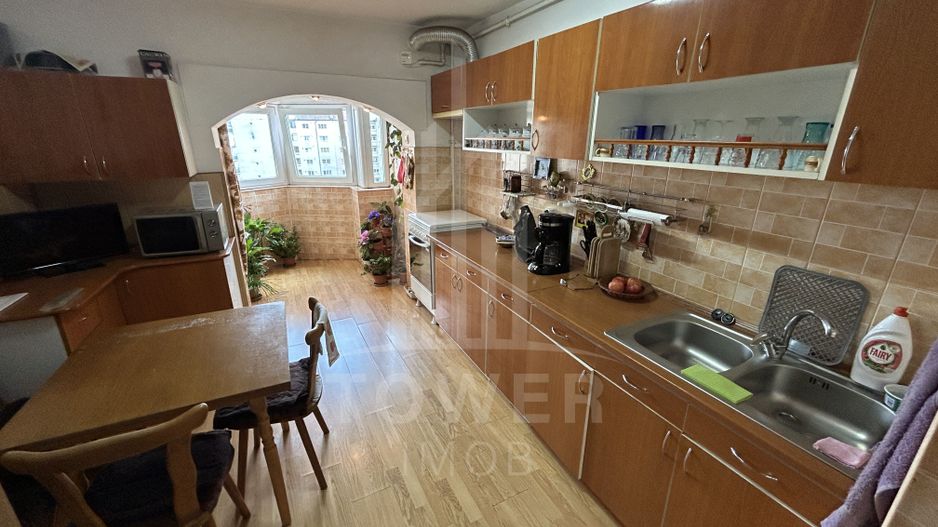 Apartament 3 camere de vânzare | Terezian - 77 mp utili - Poză 2