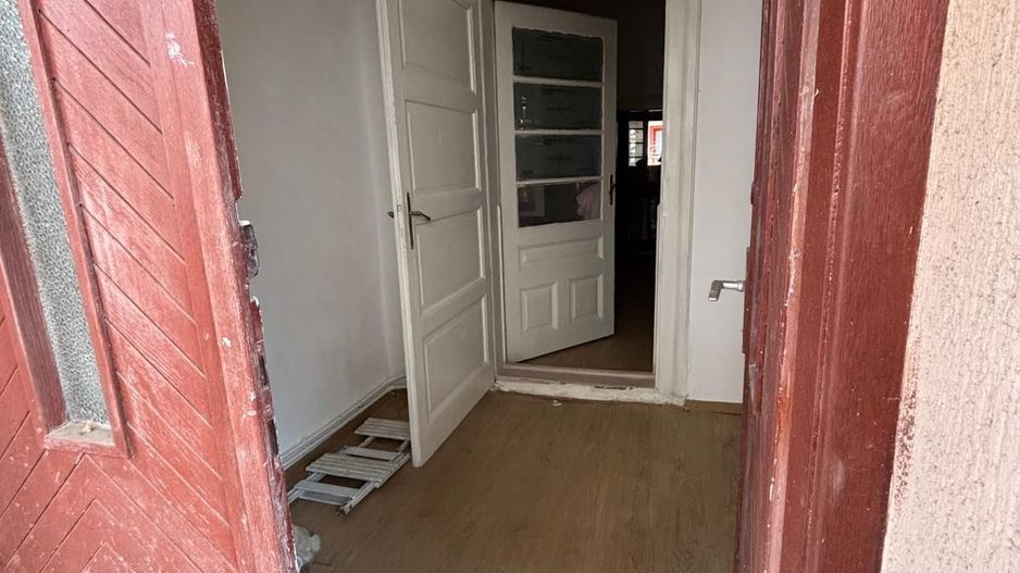 Casa pe parter cu acces auto - Poză 13