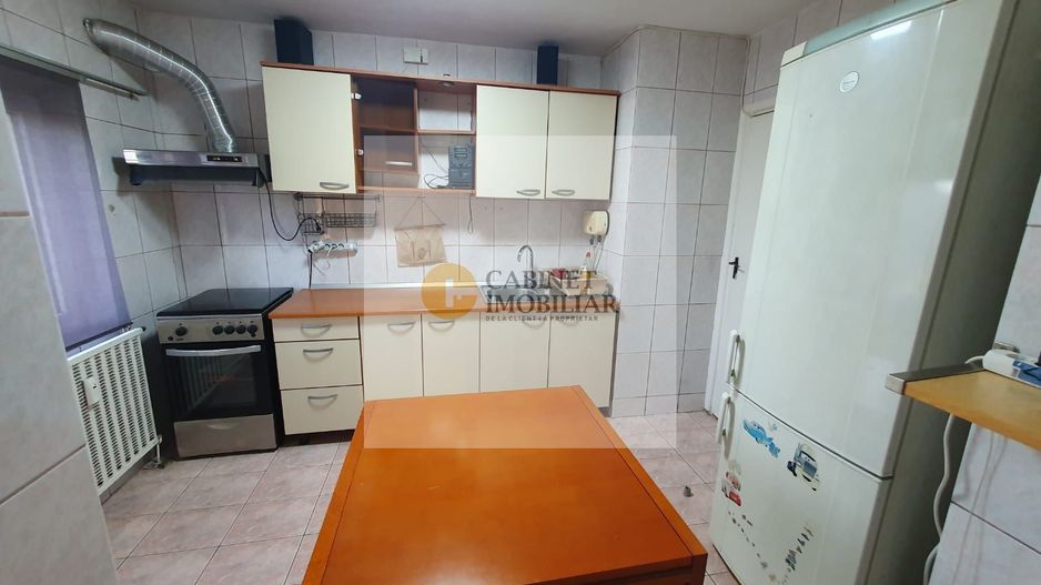 3 Camere - 77MP | Decomandat | Credit | 1990 | Virtutii - Poză 19