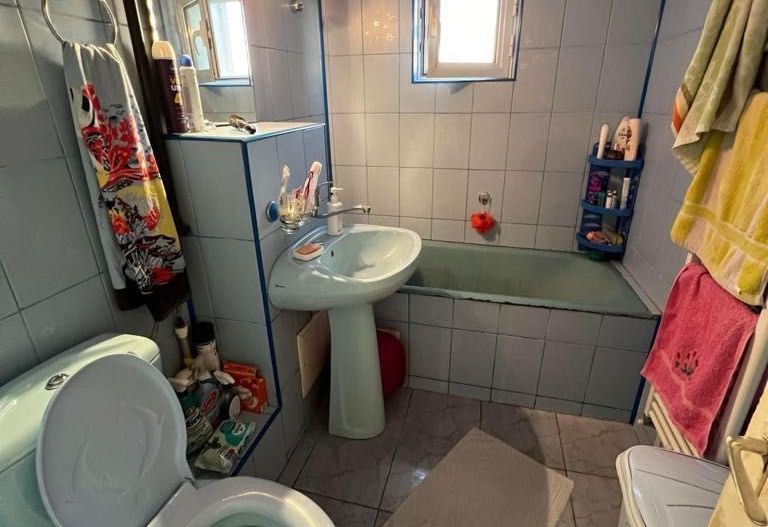 Apartament  3 camere, etaj 4/4, Micro 21 - Poză 7