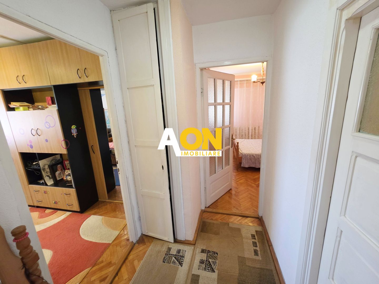 Apartament 3 camere, ultracentral, etaj intermediar - Poză 6