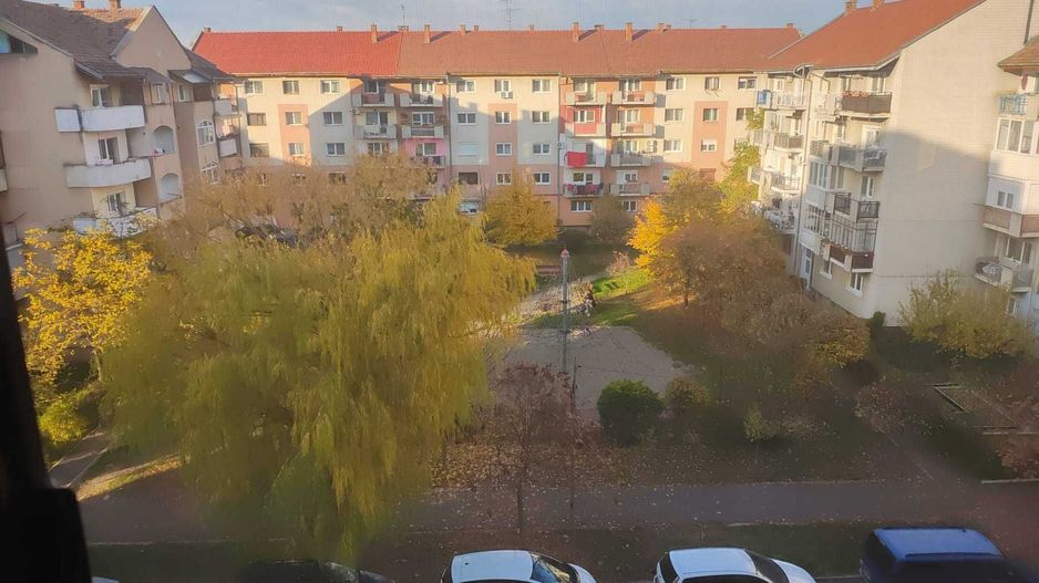 BRASADAS vinde ap 3 cam etaj 4/4 in Carpati 2. - Poză 8