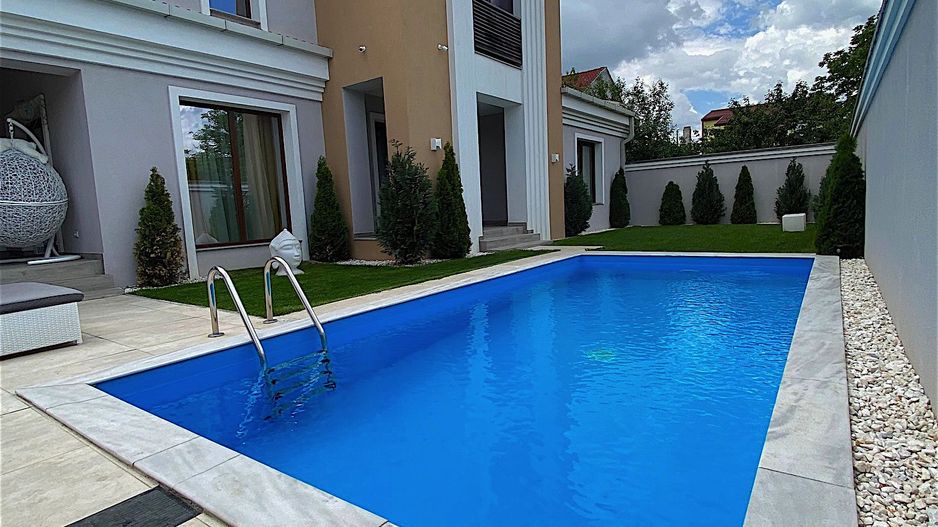 Vila deosebita cu piscina zona Dumbravita - Poză 29