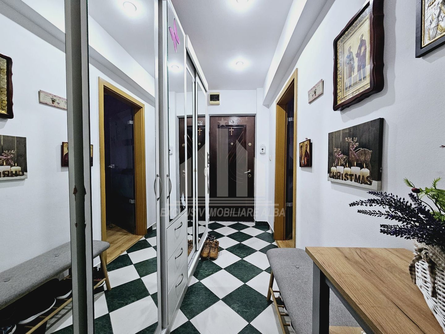 Apartament cu 3 camere de vanzare, Ampoi 1 - Poză 4