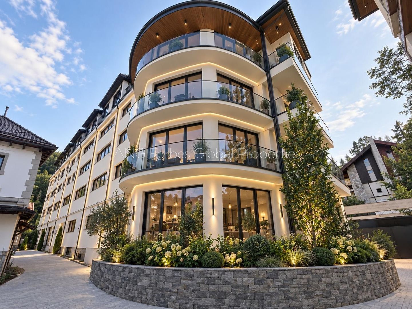 Hotel zona centrala Sinaia - Ocazie Unica - Poză 2