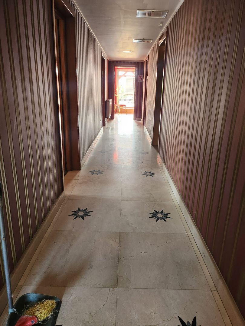 PIPERA/VOLUNTARI  Vilă 3 Nivele Curte & Locuri de Parcare - Gata de Rebranding! - Poză 11