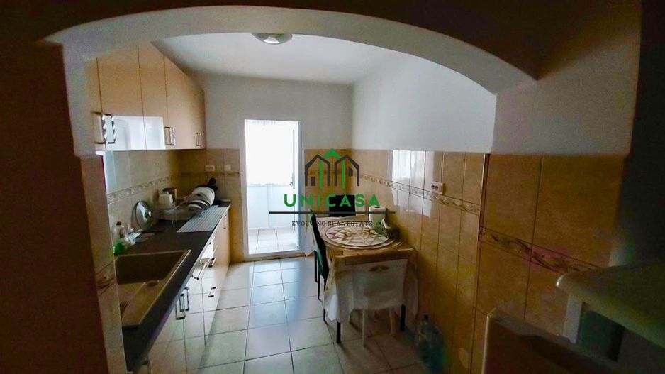 APARTAMENT 3 CAMERE/ VOINEASA - Poză 2
