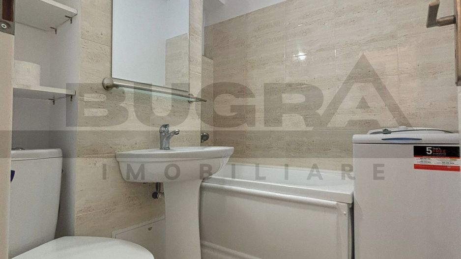 Garsoniera 30 mp, centrala proprie, balcon, zona UMF - Poză 9