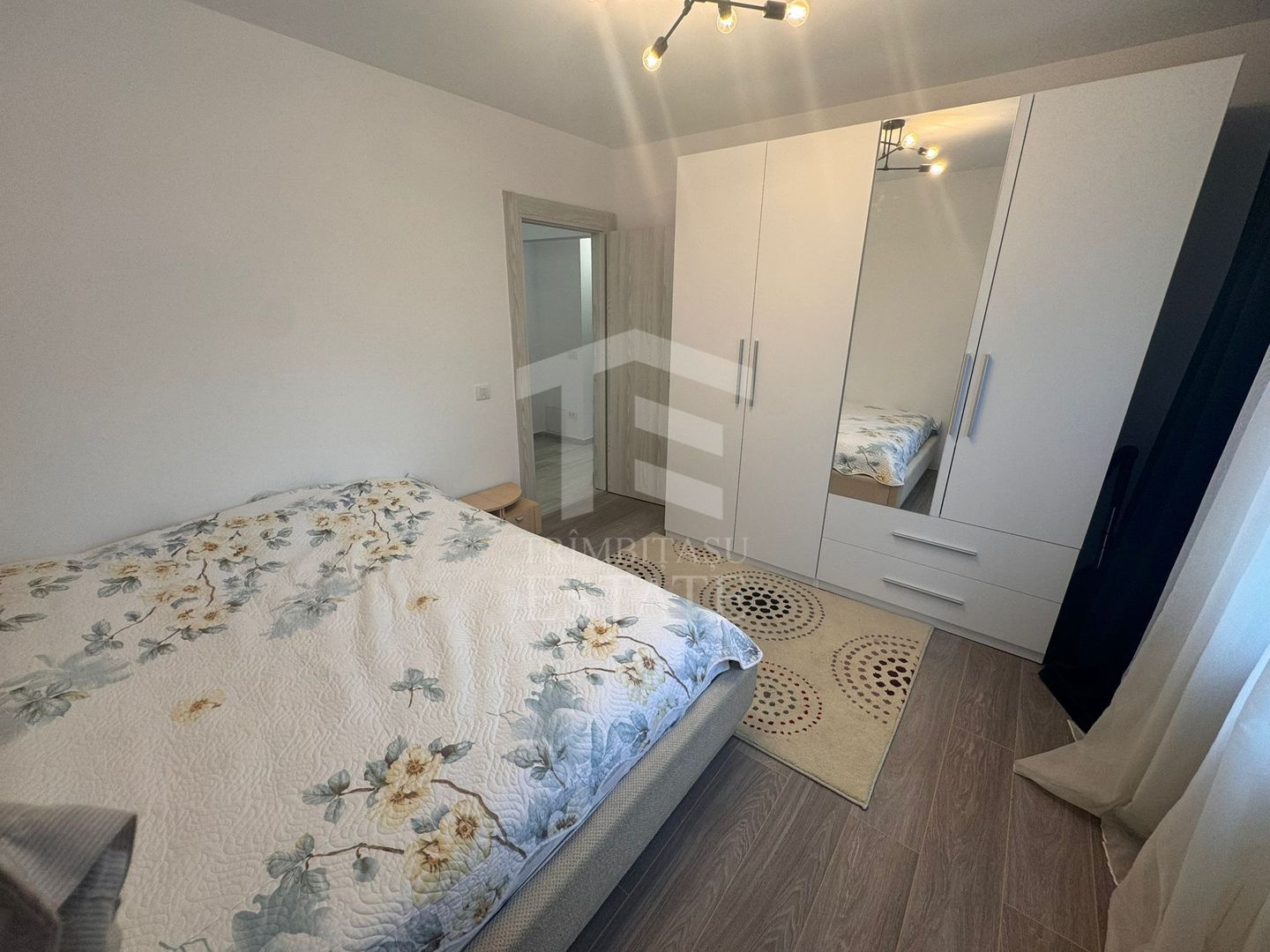 Sebastian 3 Camere Centrala Parcare 2 bai 3/8 - Poză 4