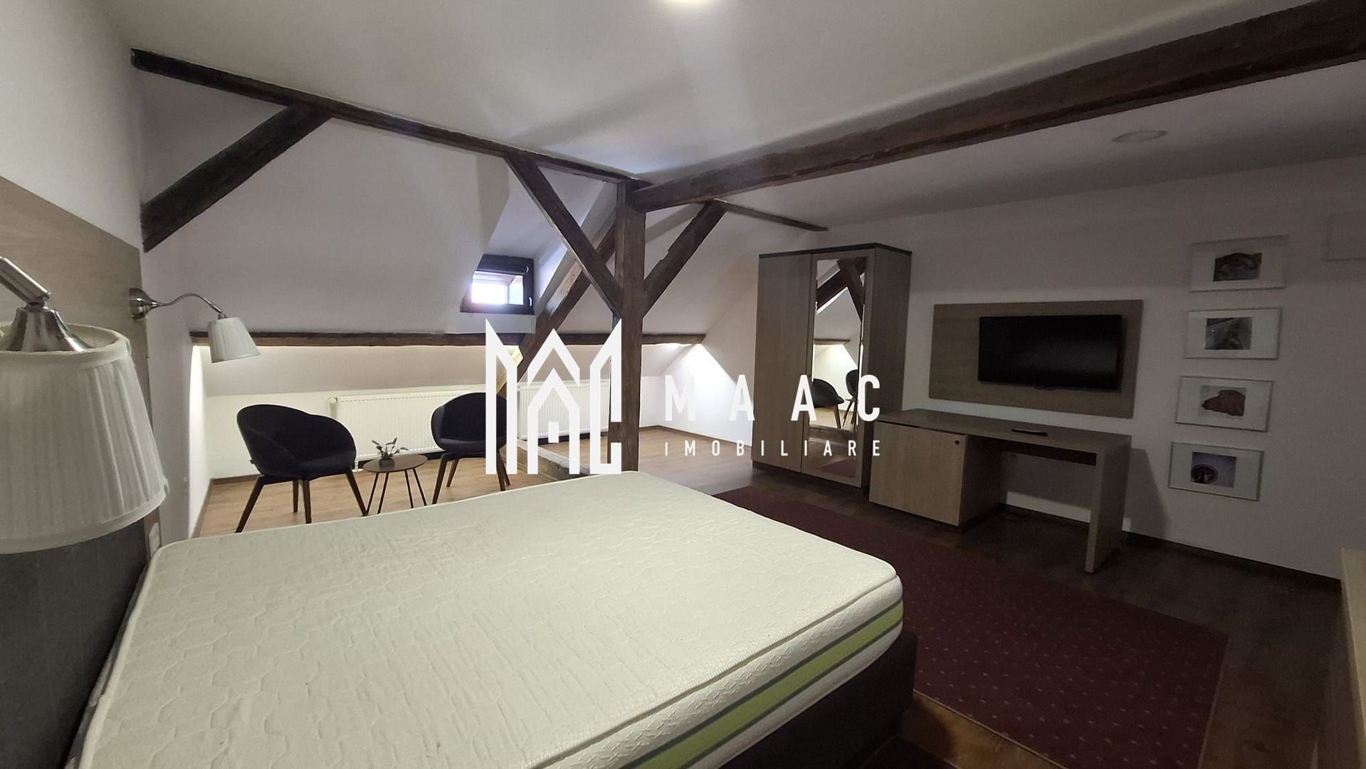 Pensiune 12 camere de închiriat | Central, Sibiu | terasă - Poză 53