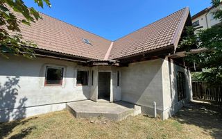 Casa de Vanzare in Onesti - Poză 1