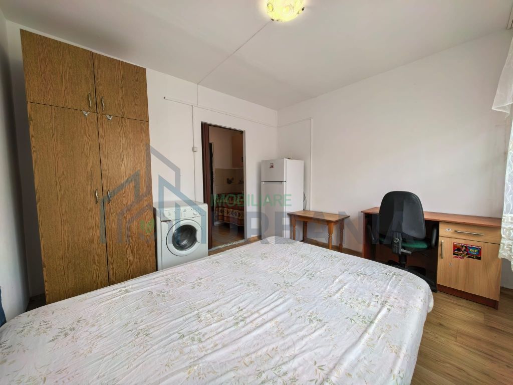 Cameră cămin mobilată cu baie proprie, în Complexul C4, zona Nicolina, Iași - Poză 4