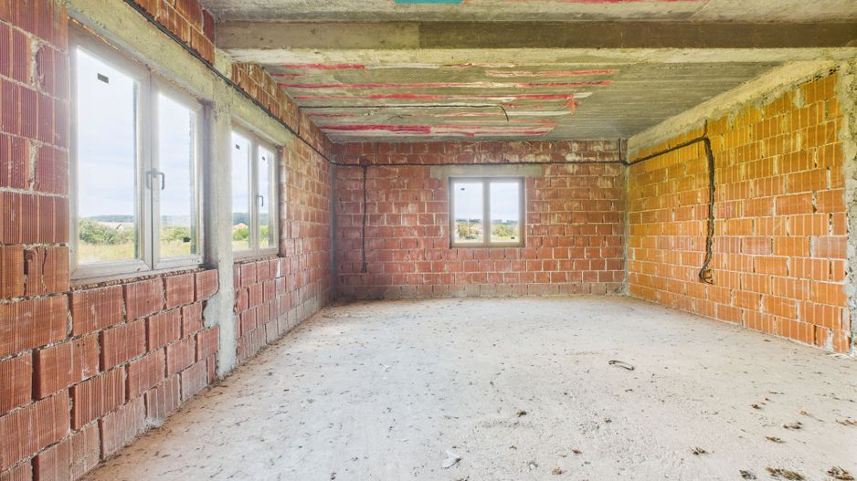 Casă la roșu, P+1, în localitatea Beliu, Arad - Poză 5