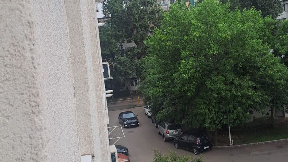 Garsoniera Micro 19,et3, in bloc mixt - Poză 4