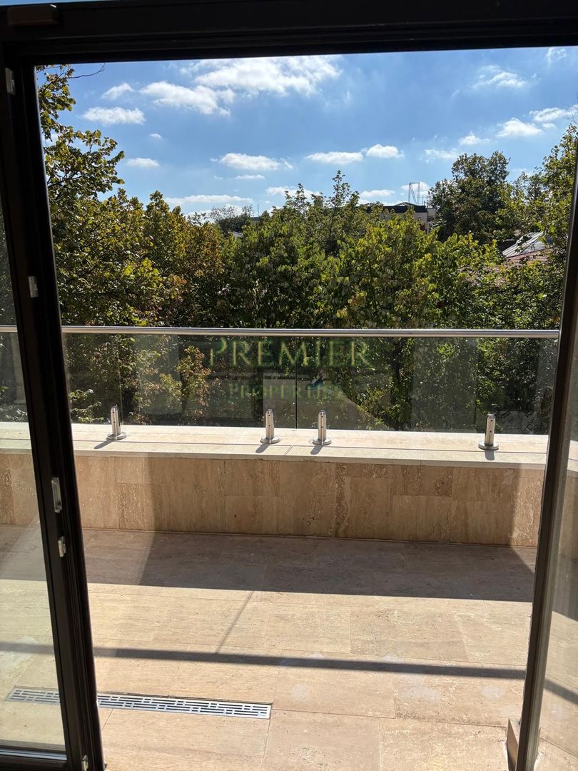 VILA EXCLUSIVISTA | DOROBANTI | 8 CAMERE | COMERCIAL | REZIDENTIAL - Poză 2