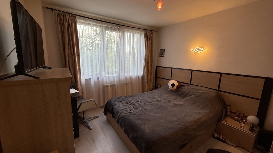 Apartament 3 cam modern complet renovat - mobilat Campina- central - Poză 5