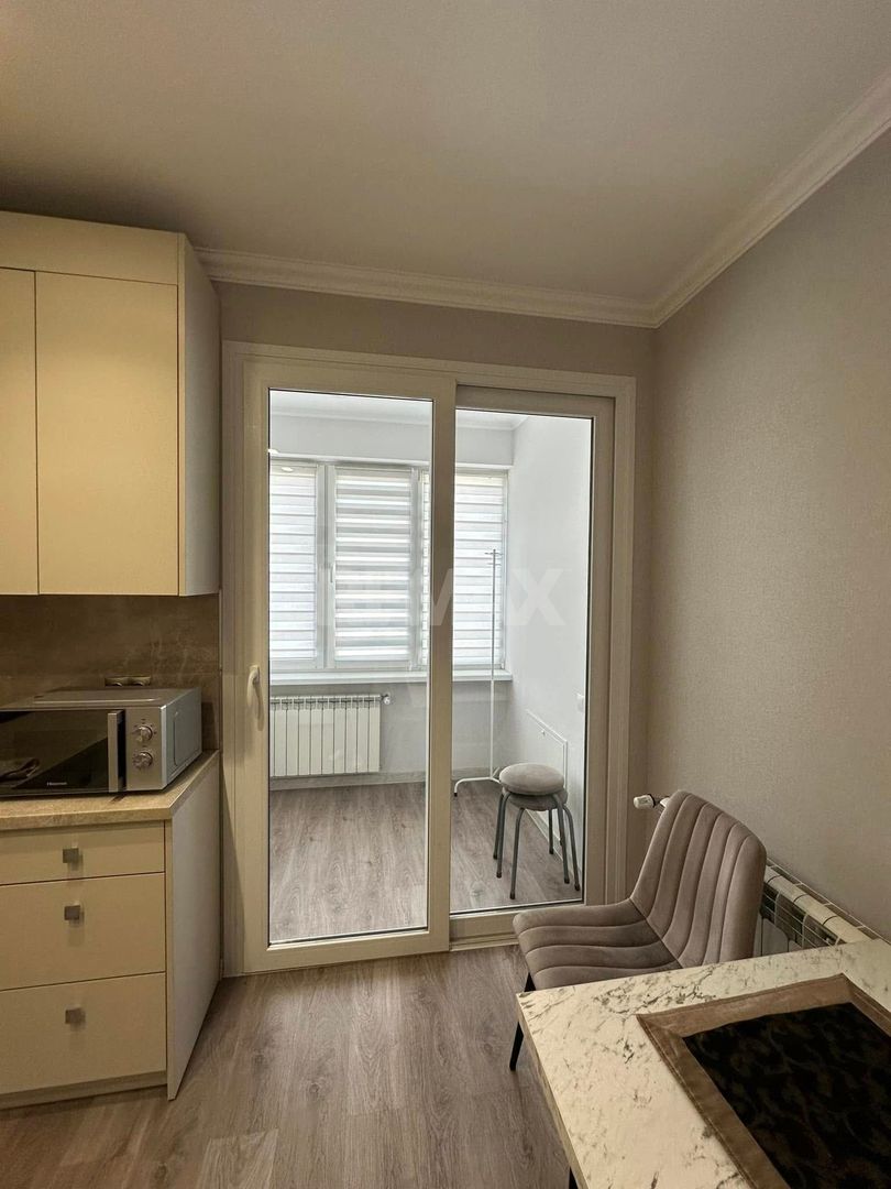 Apartament cu o cameră, mobilat, Buiucani, Alba Iulia - REMAX Central - Poză 3