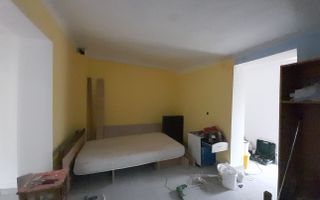 Casa cuplata cu 2 camere zona Plopilor - Poză 2