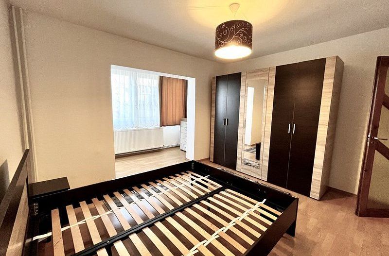 Un apartament spațios cu 3 camere, et. 1, in zona Girocului - Vladeasa - Poză 13