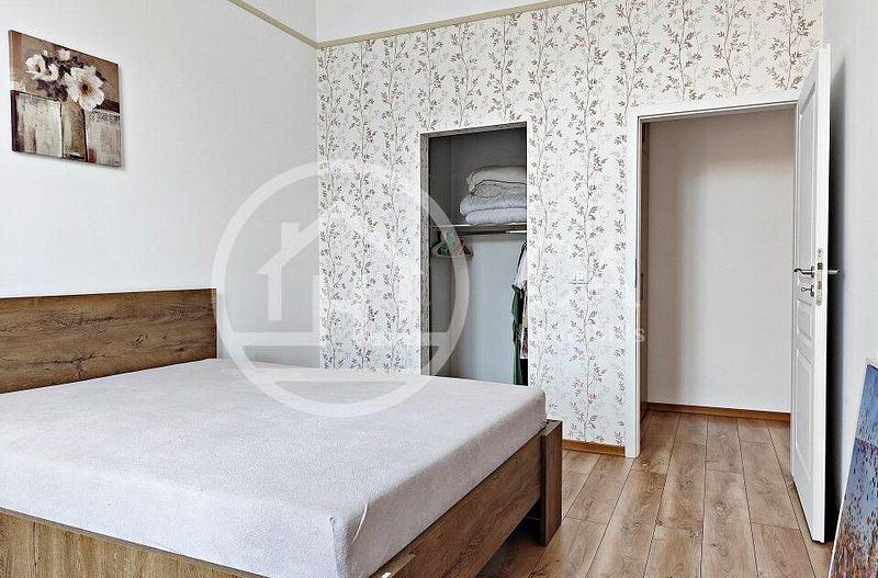 Apartament de inchiriat, 3 camere, ultacentral, la 2 min.de Piata Unirii, Oradea - Poză 8