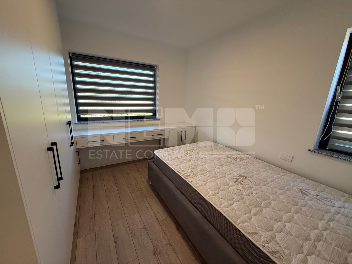 Duplex Mitocu Dragomirnei | 107 MP Utili | Mobilat Complet - Poză 9