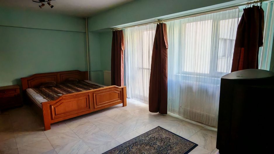 Apartament decomandat 3 camere |  Universitate – Scoala De Arhitectura - Poză 4