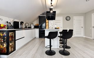 CASĂ TIP DUPLEX ÎN SÎNGERA | 220 m² | 4 DORMITOARE | 6 ARI - Poză 9
