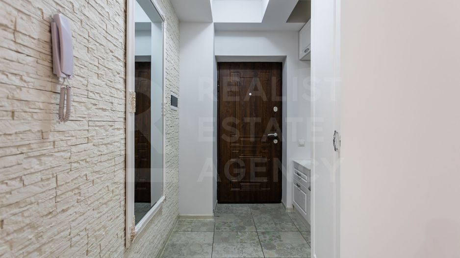 Vânzare, apartament, 2 camere+living, str. Ion Creangă, sect Buiucani - Poză 5
