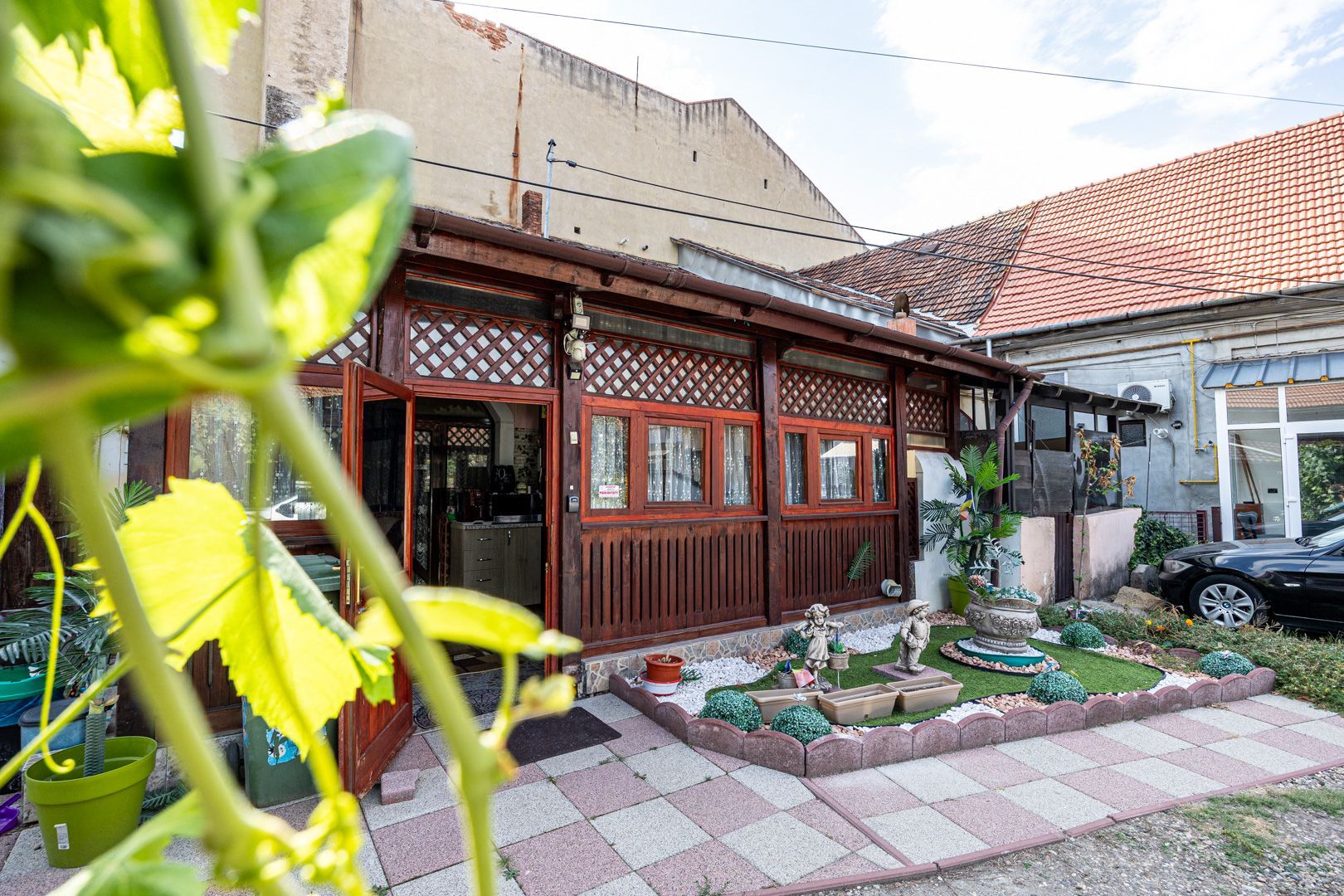 Apartament central, strada Episcopiei cu loc de parcare Comision 0 - Poză 3