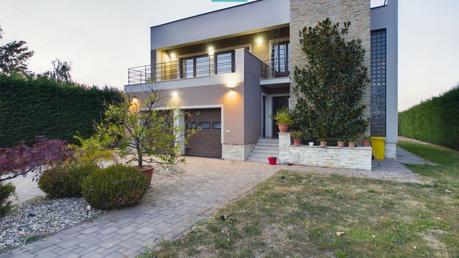 Vila de lux în Gai - Poză 1