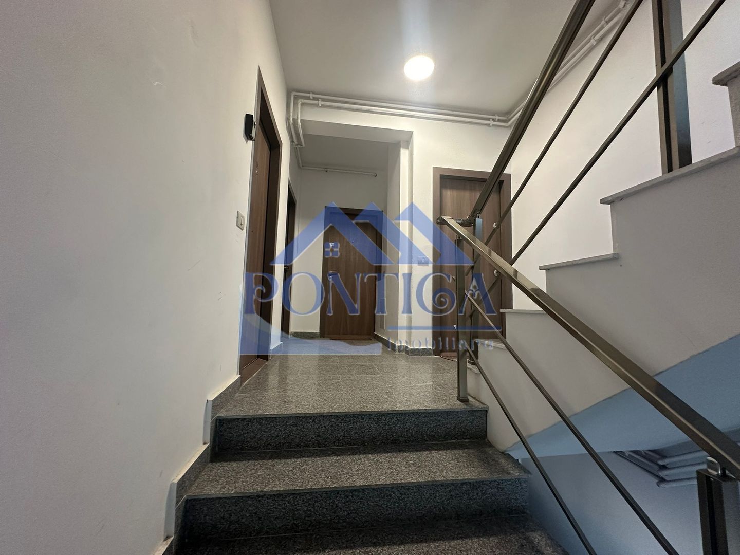 De vanzare Apartament Mamaia Nord - Poză 19