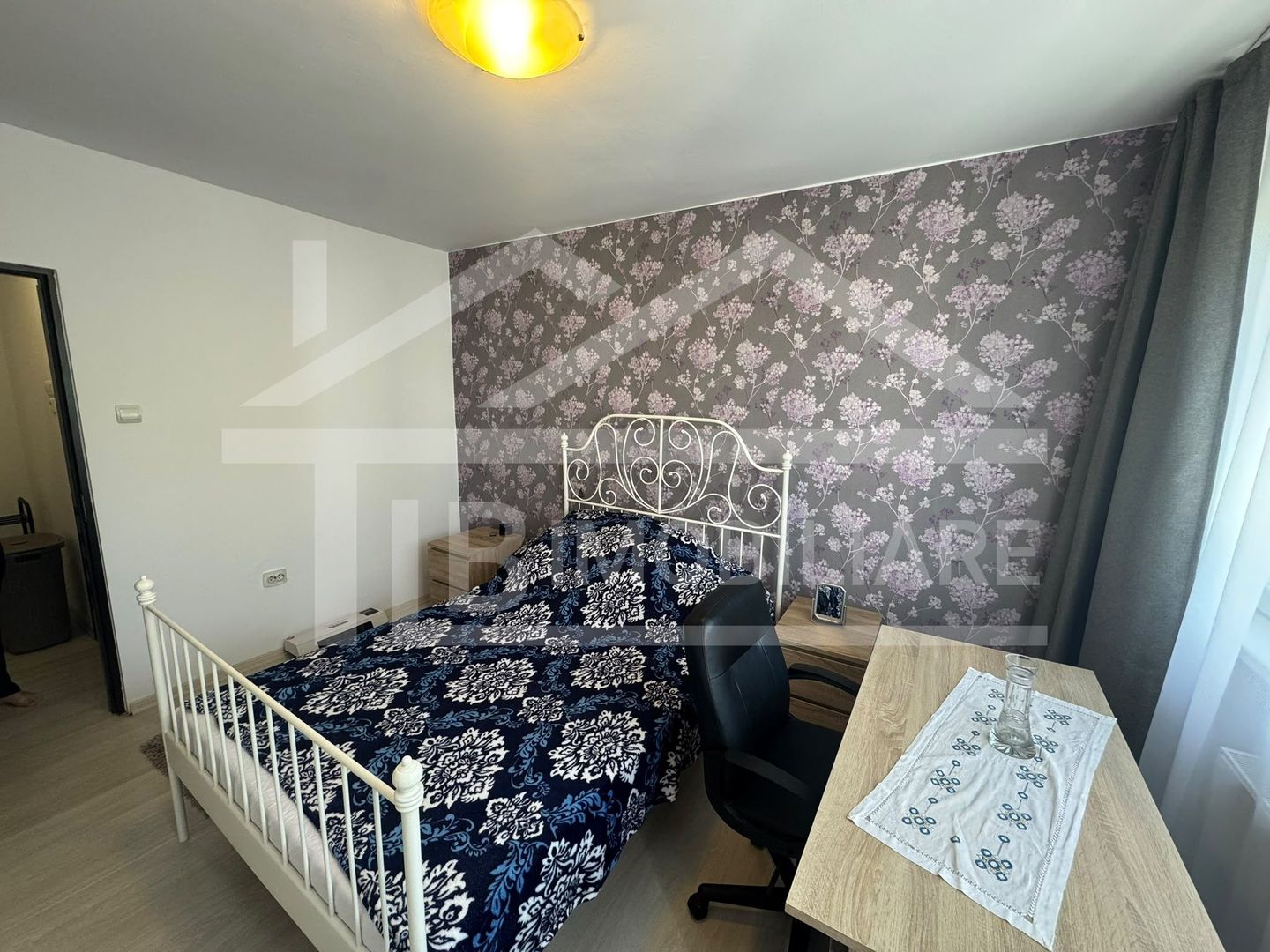 Apartament cu 2 camere, 50 mp, decomandat, Zona Aleea Carpati - Poză 4