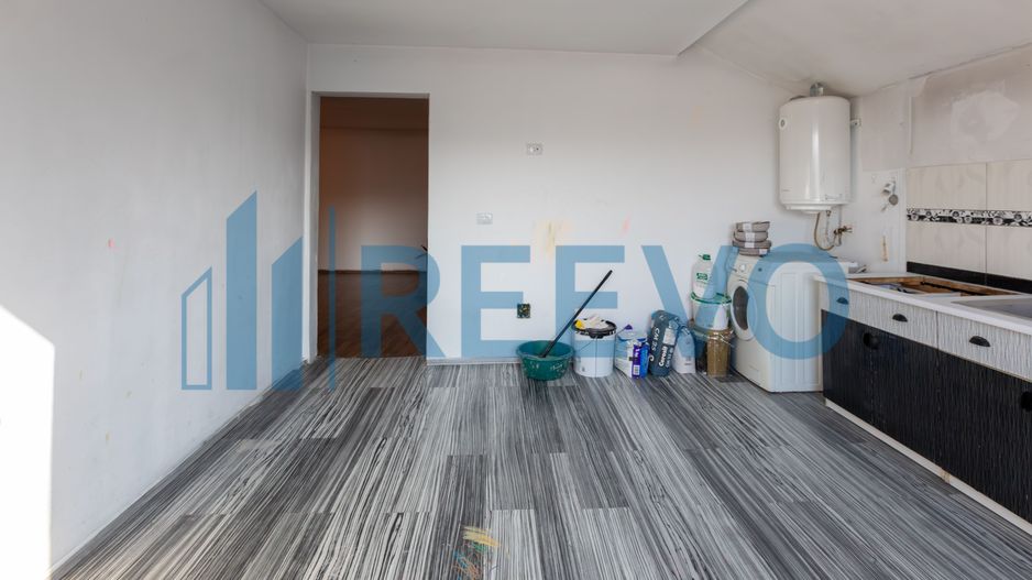 Proprietate cu casa si spatiu comercial+teren 4060 mp Bahna - Poză 35