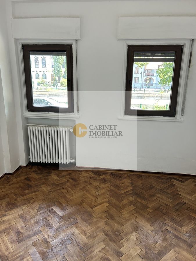 Bd Mihail Kogalniceanu - Facultatea de Drept | 3 camere  | Parter - Poză 5