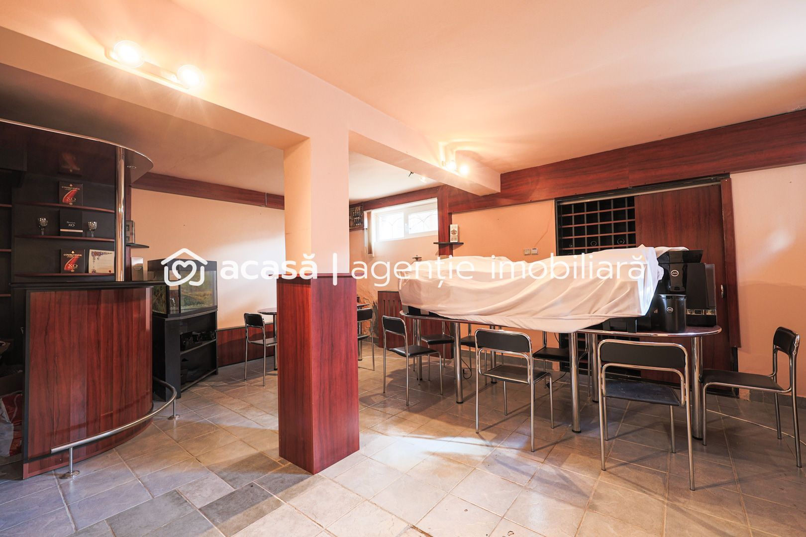 Vilă cu 6 camere în zona rezidențială - Poltura - Poză 11