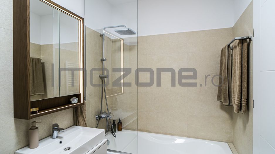 Plaza Mall, 2 camere, decomandat, 60 mp, etaj 2, mobilat, parcare subsol, boxa - Poză 12