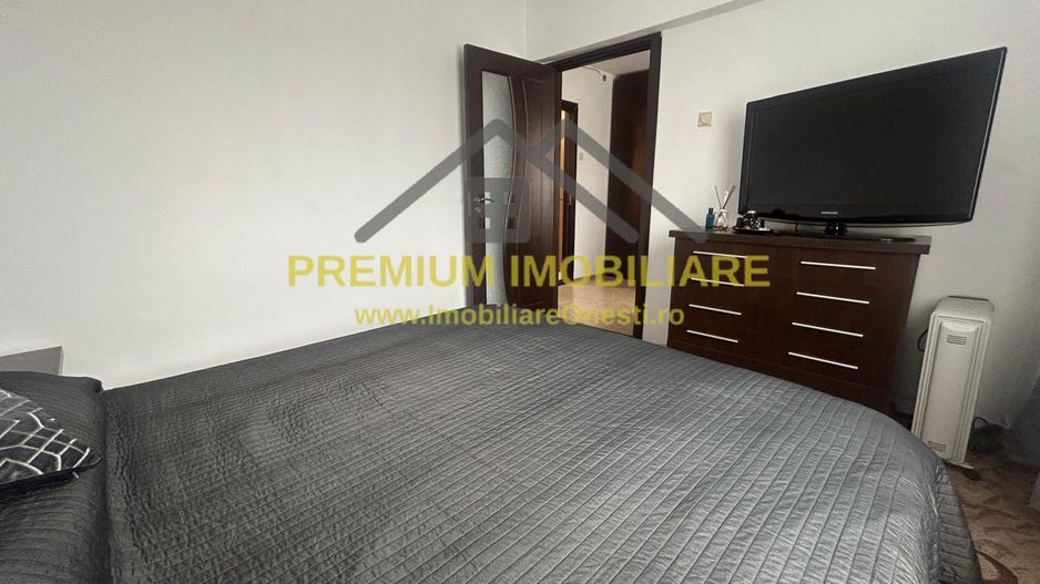 De vanzare Apartament 3 camere zona de jos - Poză 6